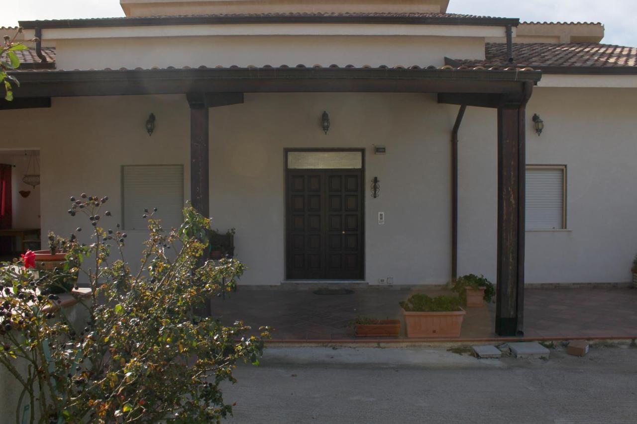 La Casa Di Bia Bed & Breakfast Corleone Exterior photo